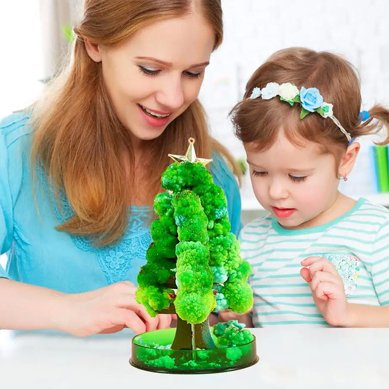 ماکت جادویی درخت کاج